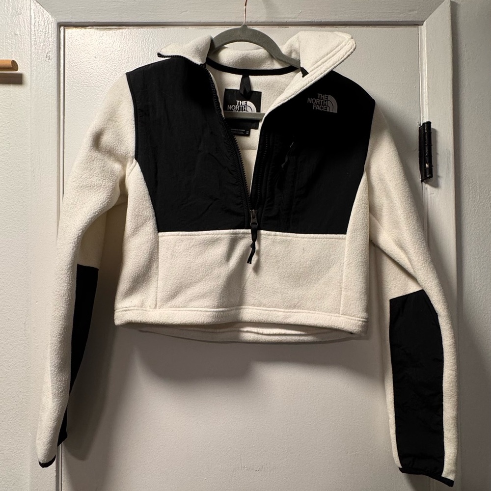 The North Face Black and White cropped Fleece Jacket
